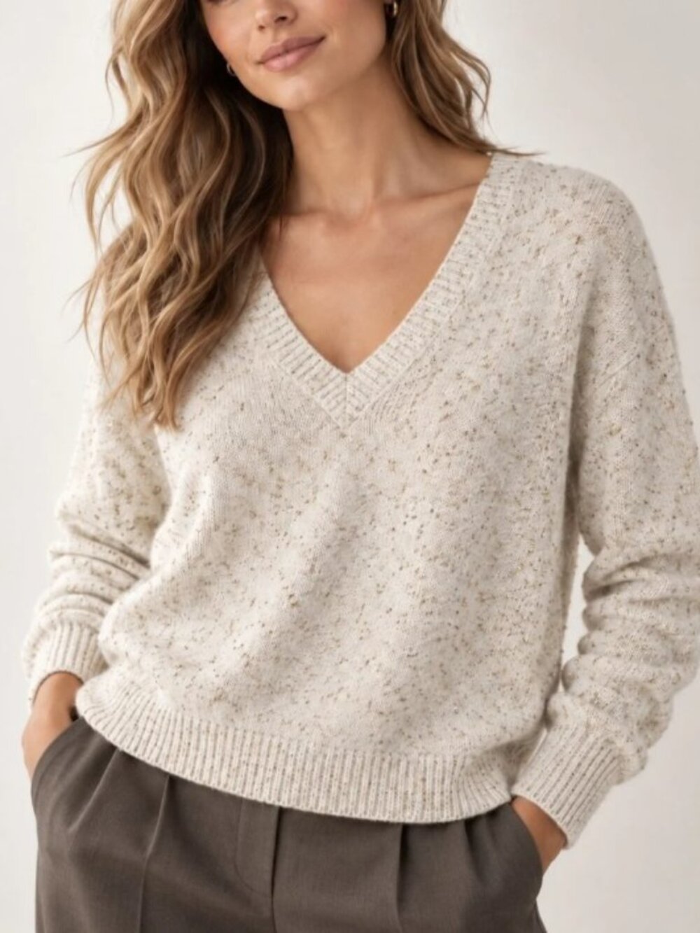 LOFT Ivory Gold Metallic Shimmer V-Neck Sweater Holiday Sparkle Size M